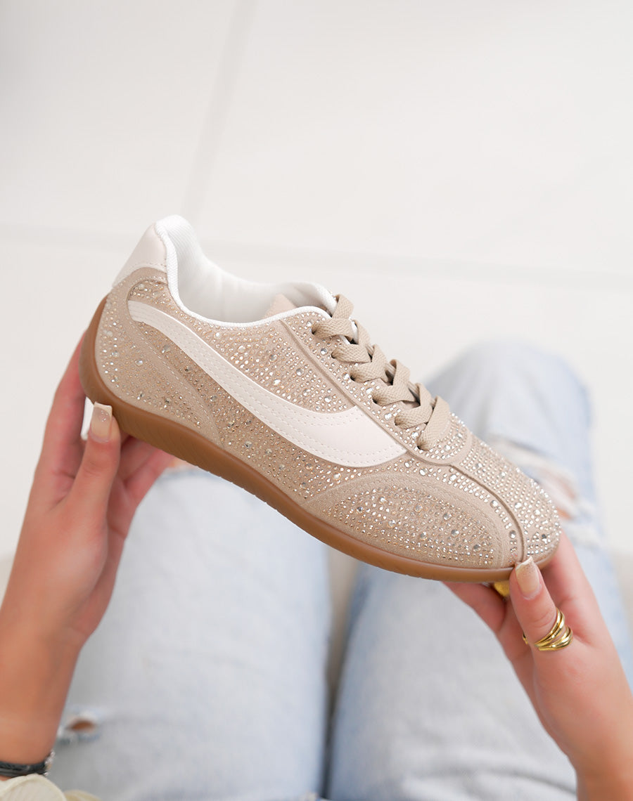 Basket femme beige à strass avec empiècements blanc et lacets assortis