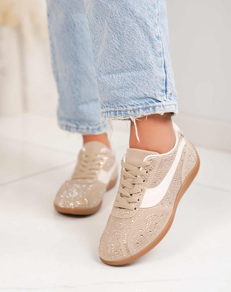 Basket femme beige à strass avec empiècements blanc et lacets assortis