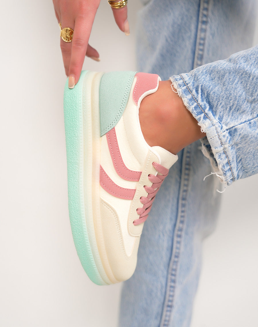 Basket femme jaune pastel tendance à plateforme avec empiècements rose et vert