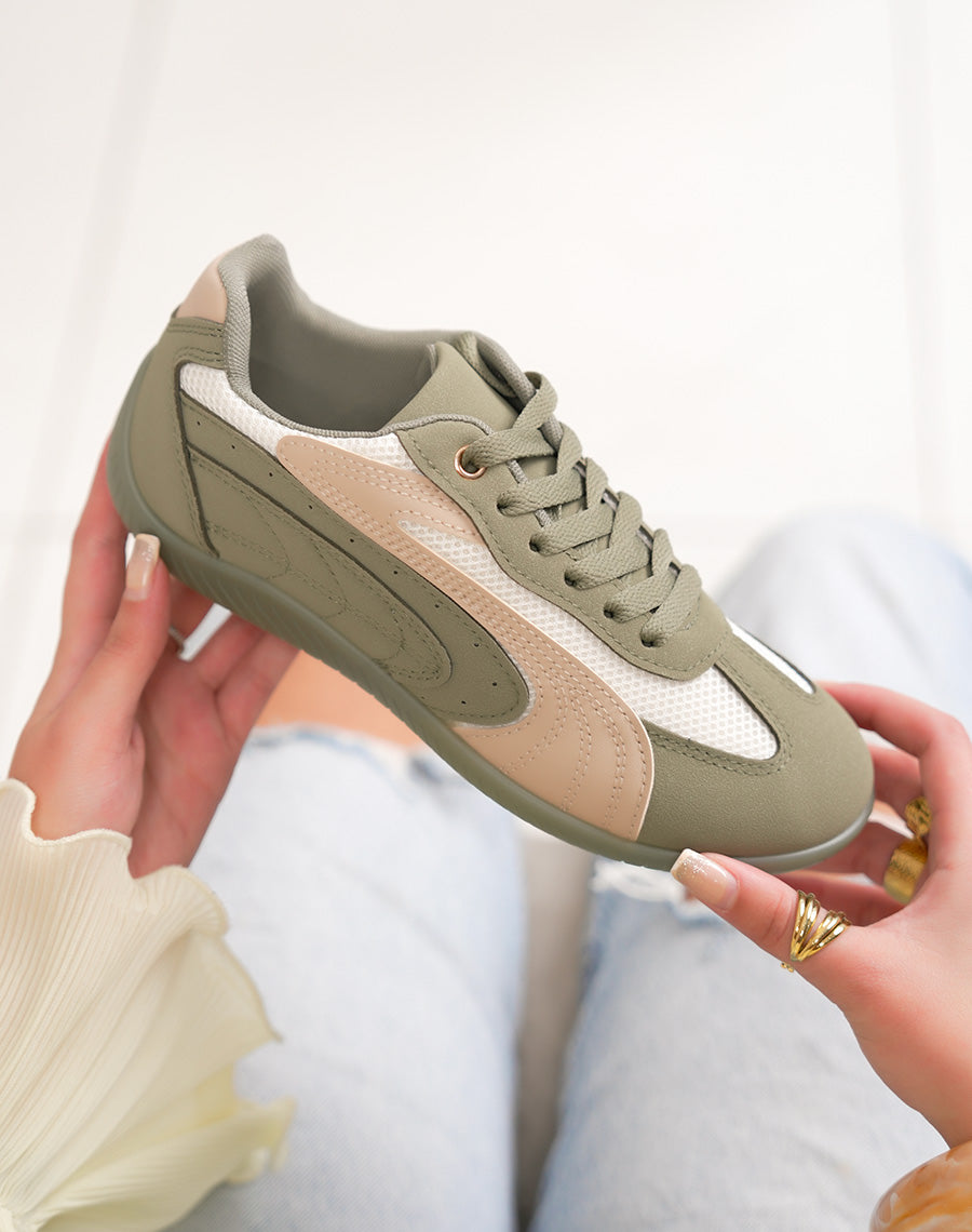 Basket femme verte tendance empiècements beige