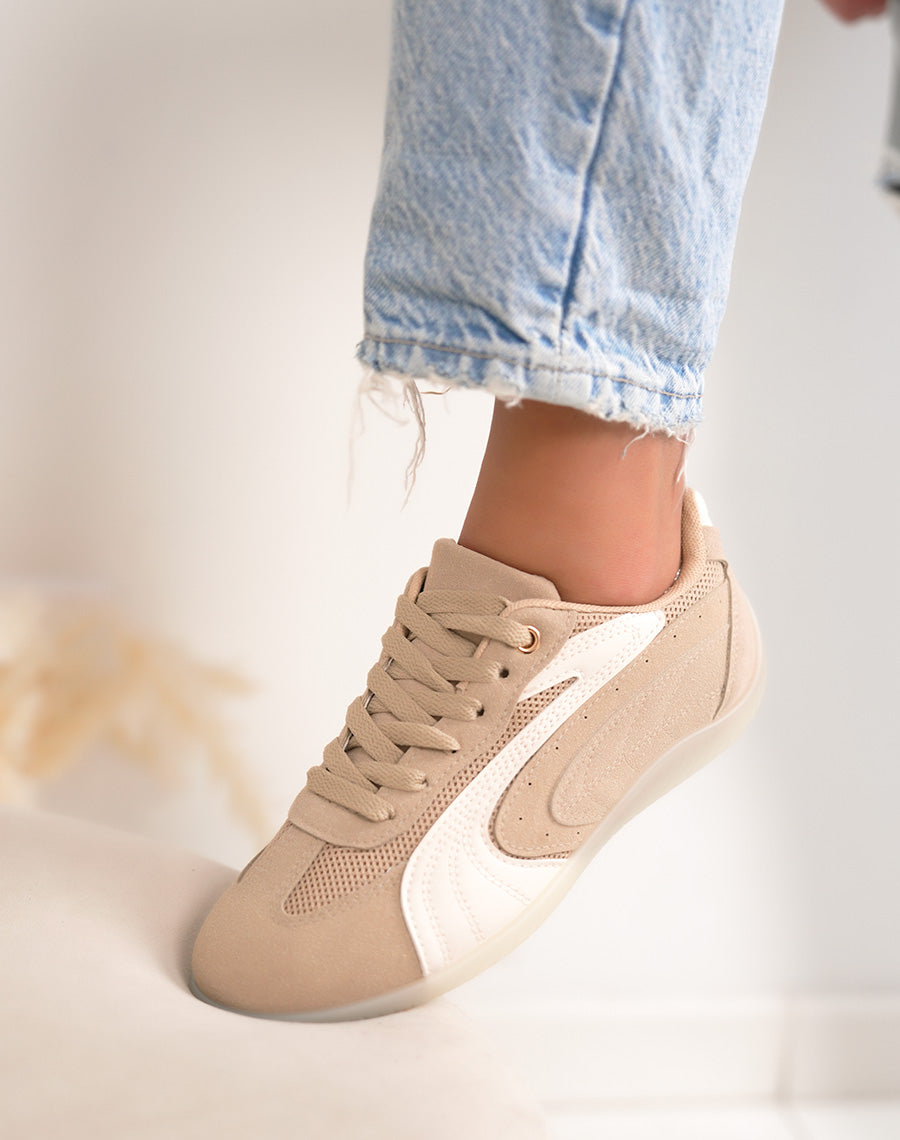Basket femme beige élégante empiècements beige clair