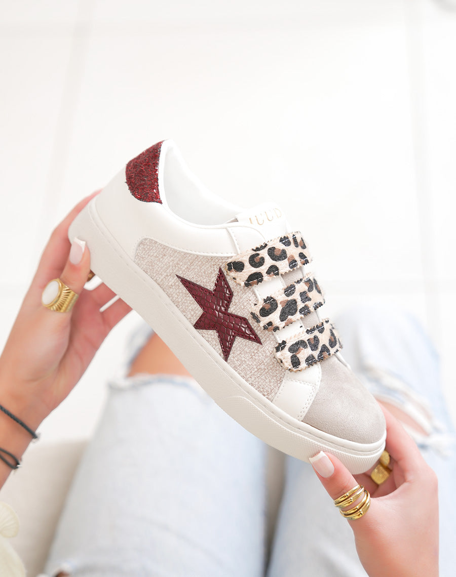 Baskets femme blanches tendance à scratch léopard et étoile bordeaux