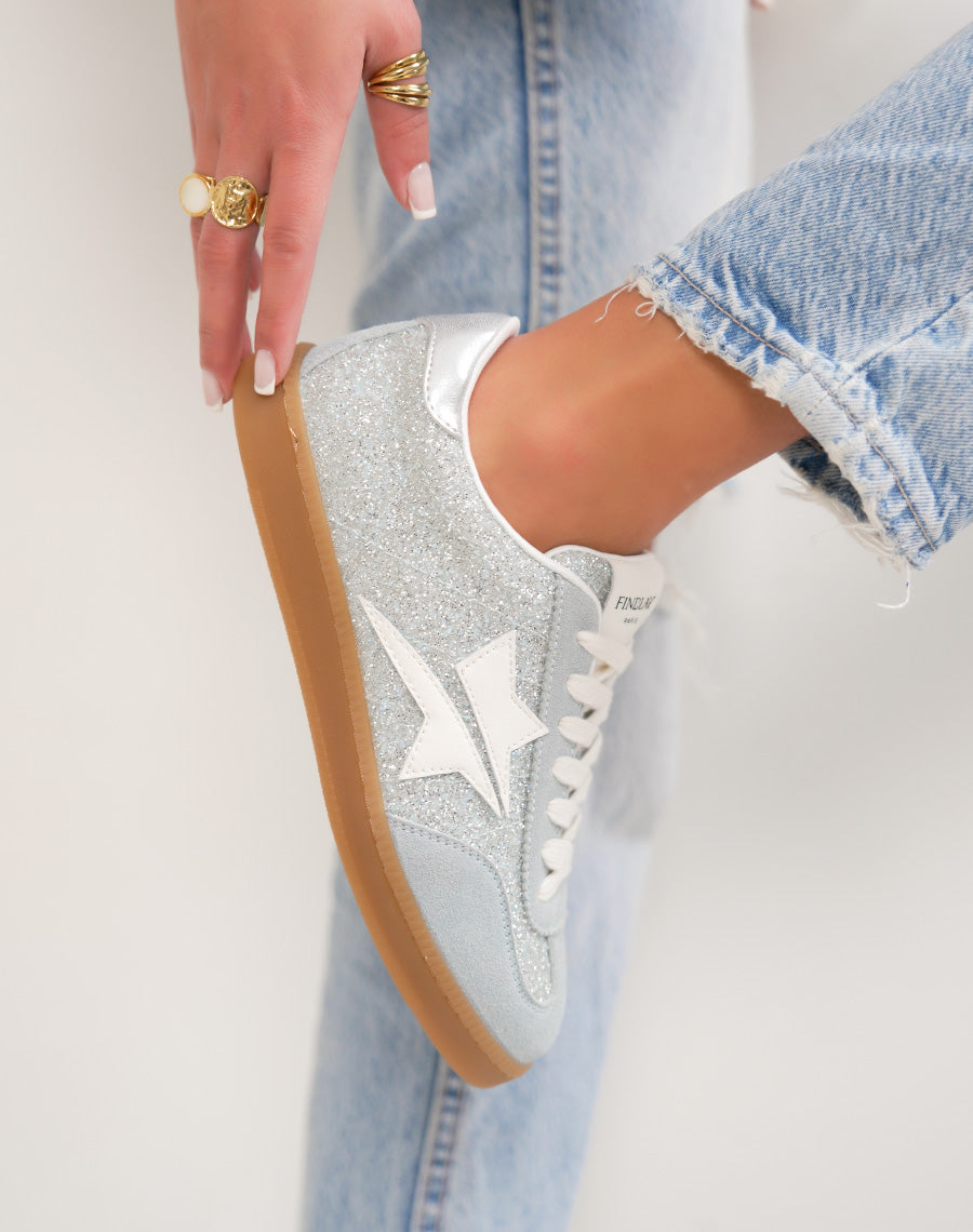 Basket femme bleu pailletée tendance avec empiècements bleu et argenté