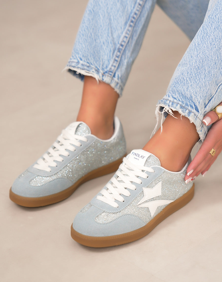 Basket femme bleu pailletée tendance avec empiècements bleu et argenté