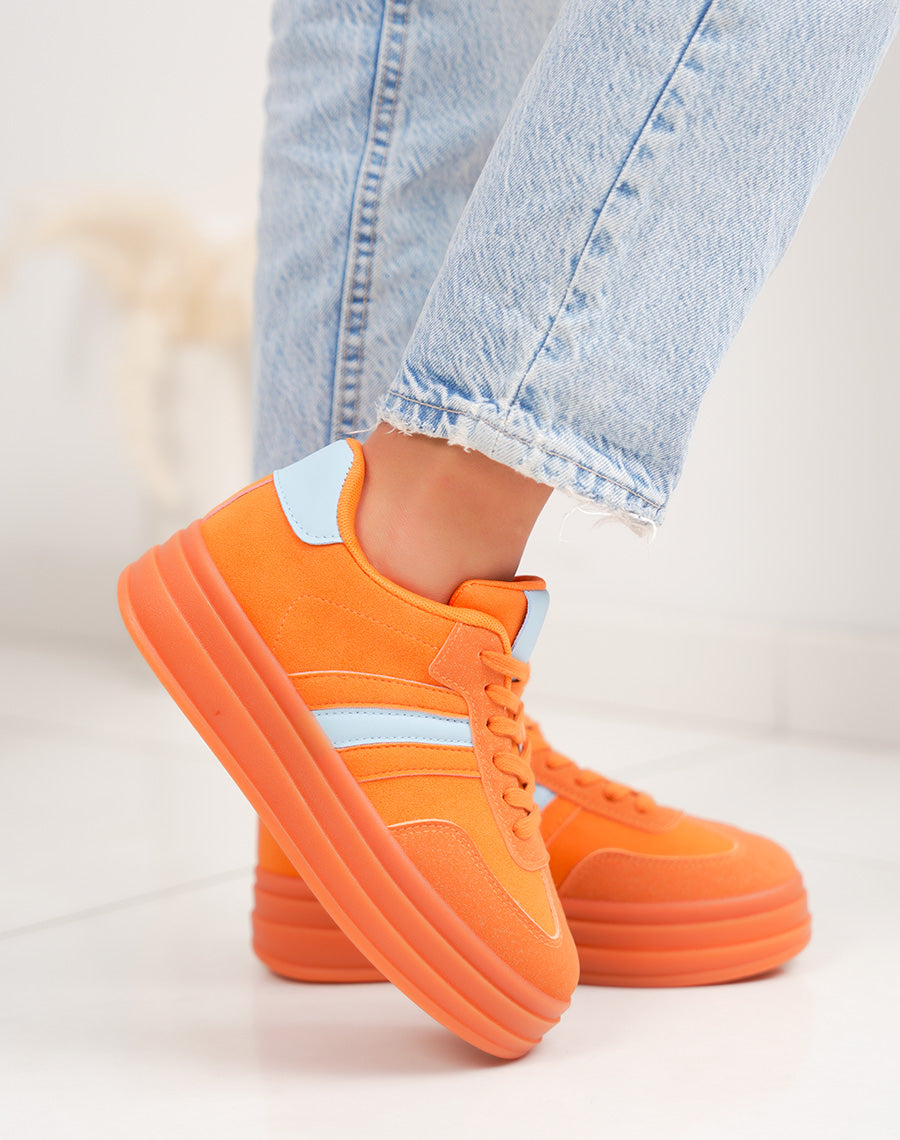 Basket femme orange tendance à plate-forme en suédine avec empiècements bleu pastel