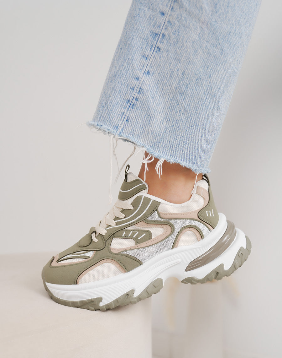 Baskets épaisses vert kaki et blanches femme – Semelle crantée et plateforme