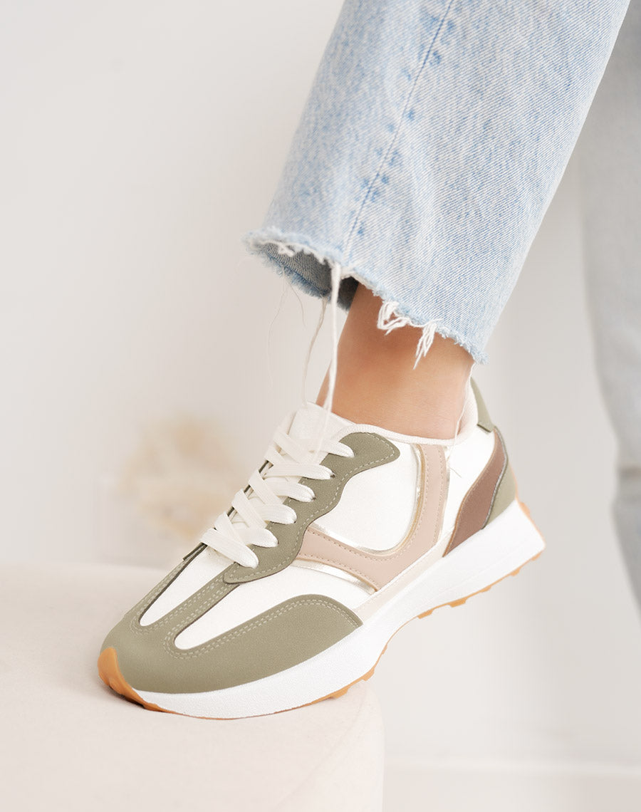 Basket femme vert kaki tendance à empiècements beige, bordeaux et doré