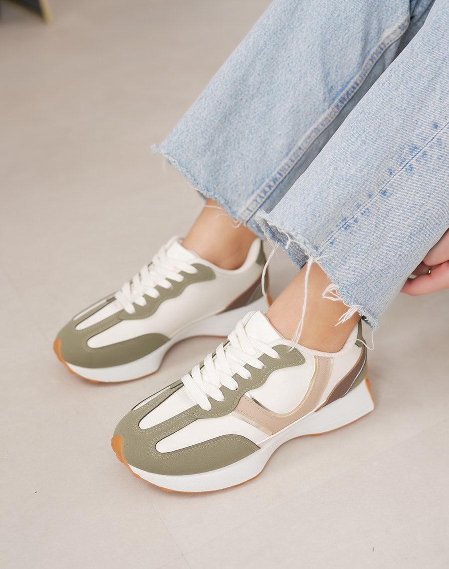 Basket femme vert kaki tendance à empiècements beige, bordeaux et doré