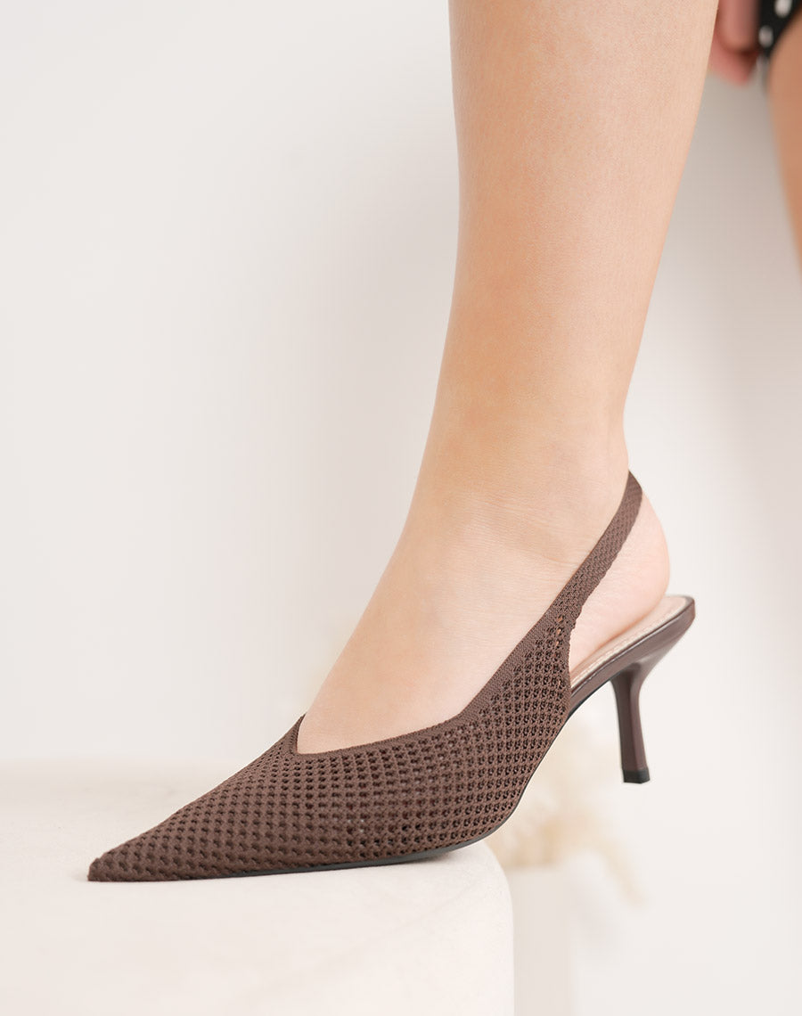 Escarpin femme marron tissé à bout pointu et talon aiguille