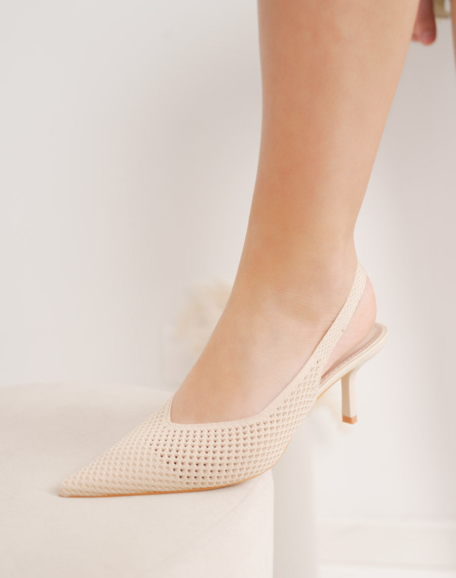 Escarpin femme beige tissé à bout pointu et talon aiguille