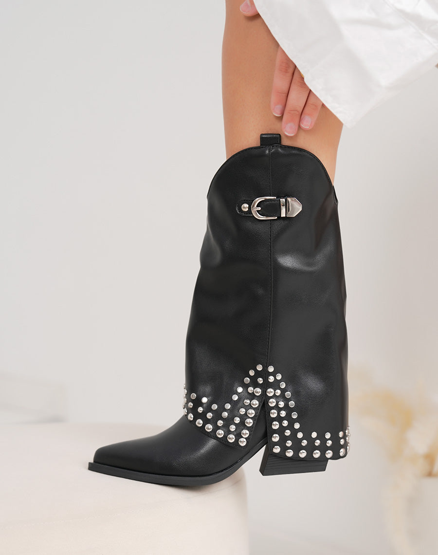 Bottines femme noires cloutées tendance à bout pointu et talon de 6cm