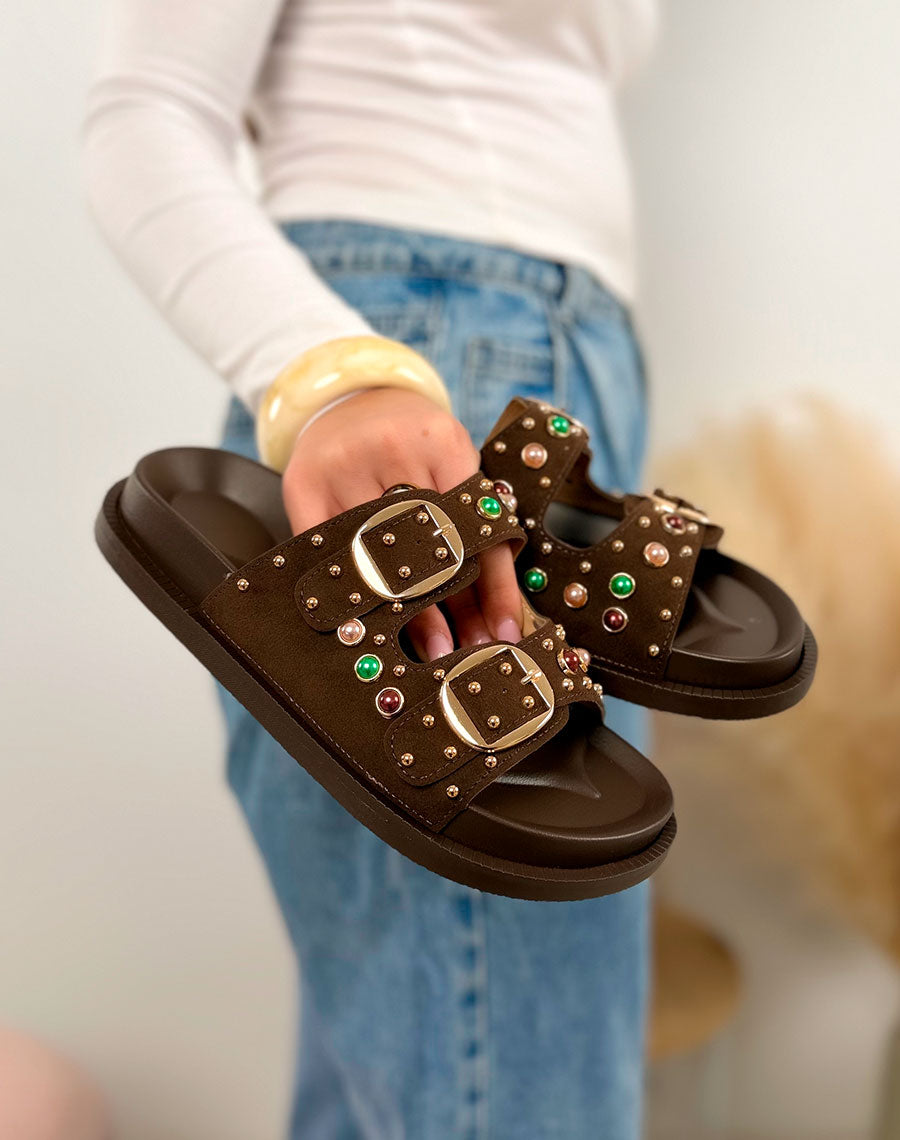 Mules femme marron tendance à double boucle avec perles colorées