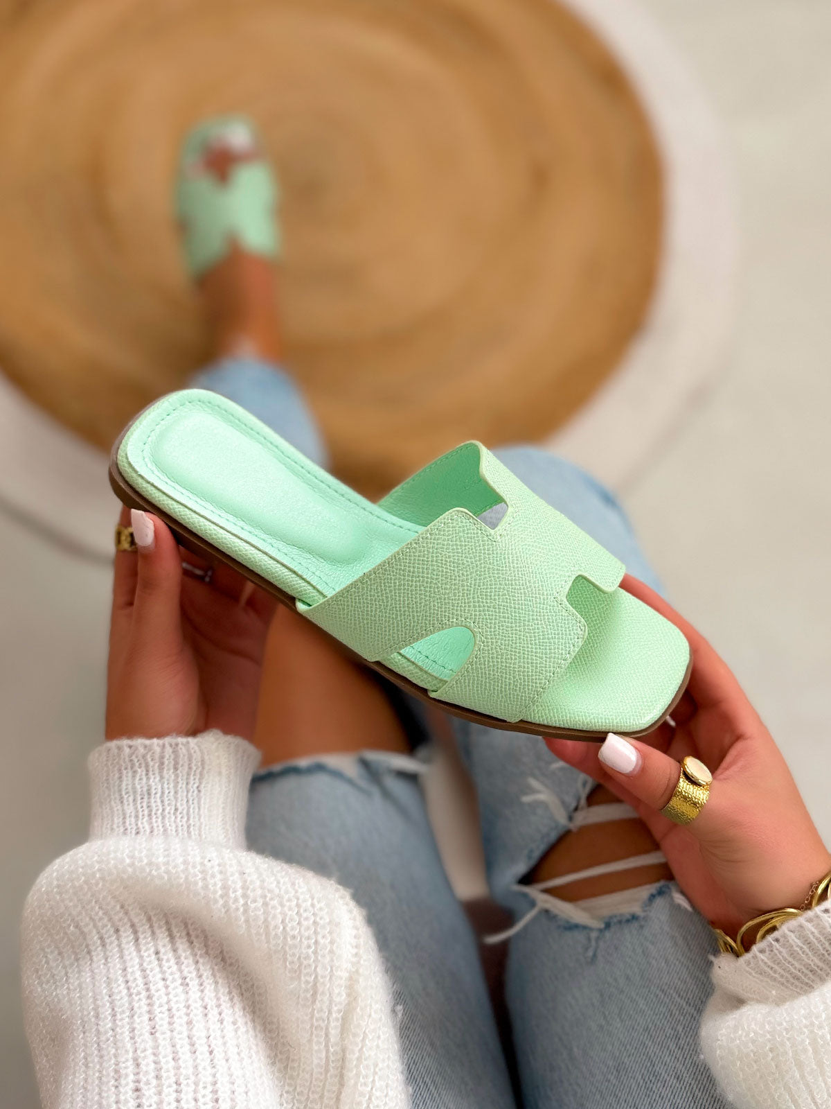 Mule femme verte menthe tendance plate à brides en H minimaliste
