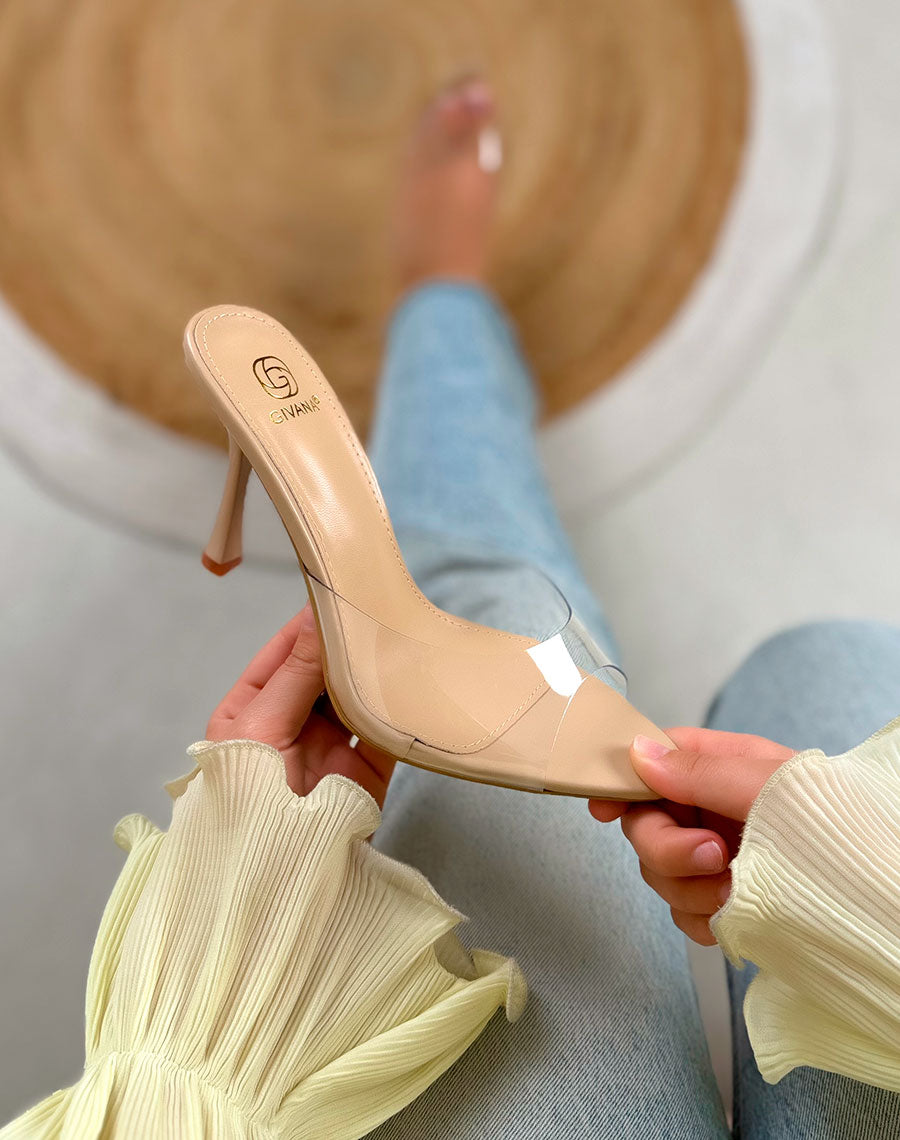 Sandales femme beige élégantes à bride transparente et talon aiguille