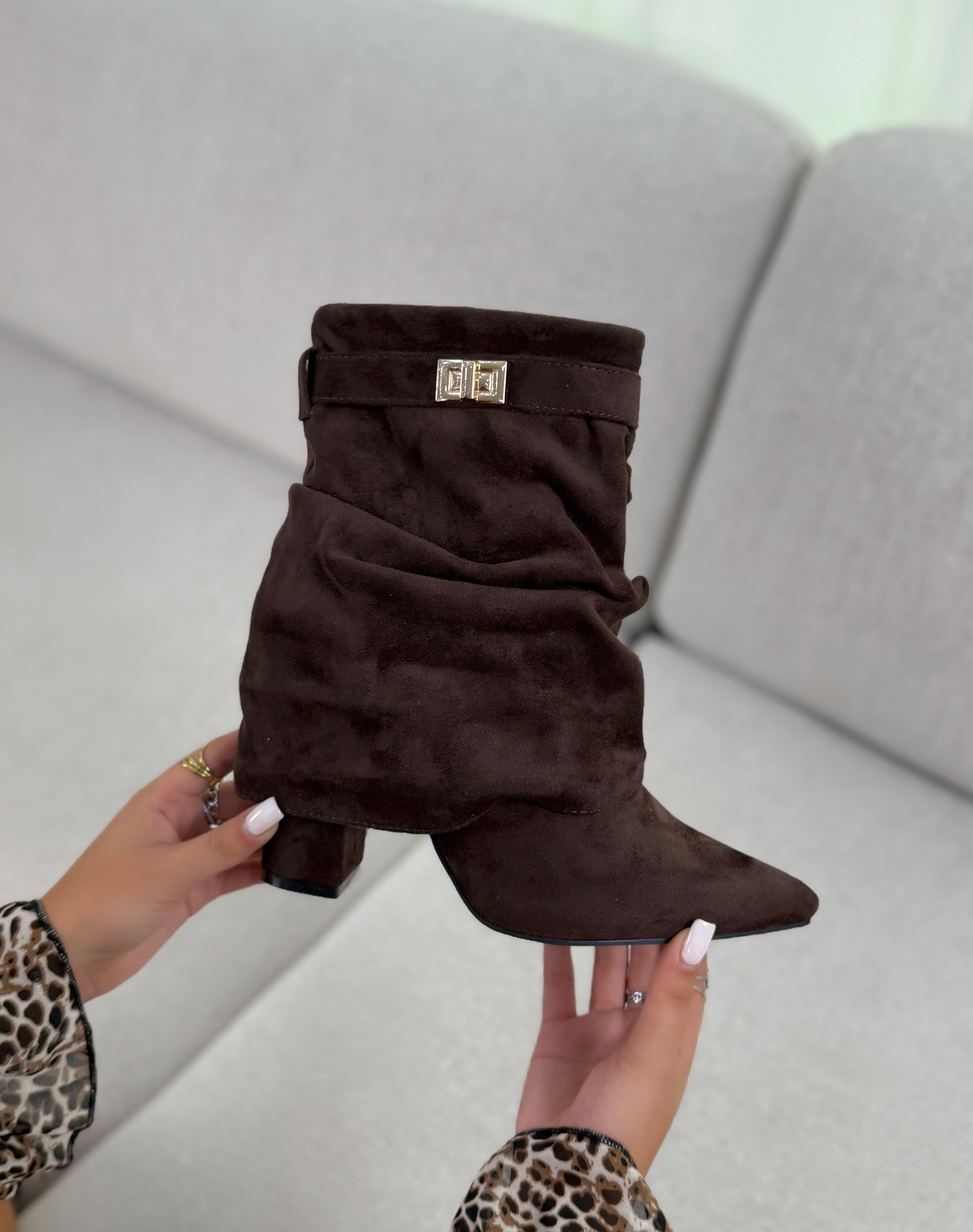 Bottines femme marron élégantes en suédine plissée à talon haut épais