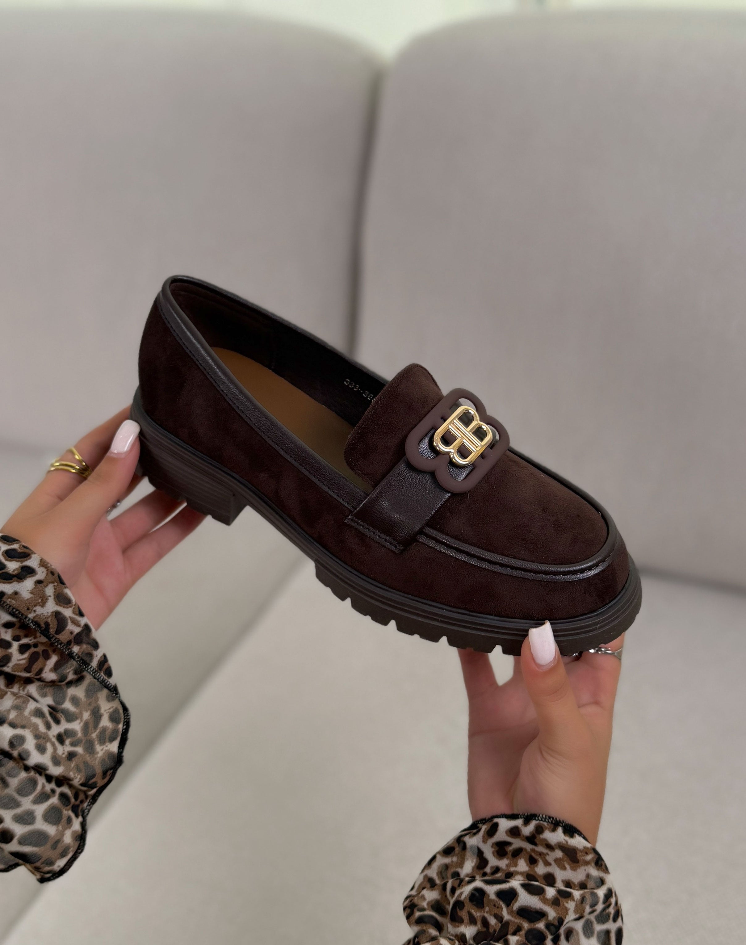 Mocassins femme marron élégants bi-matière à bijou doré