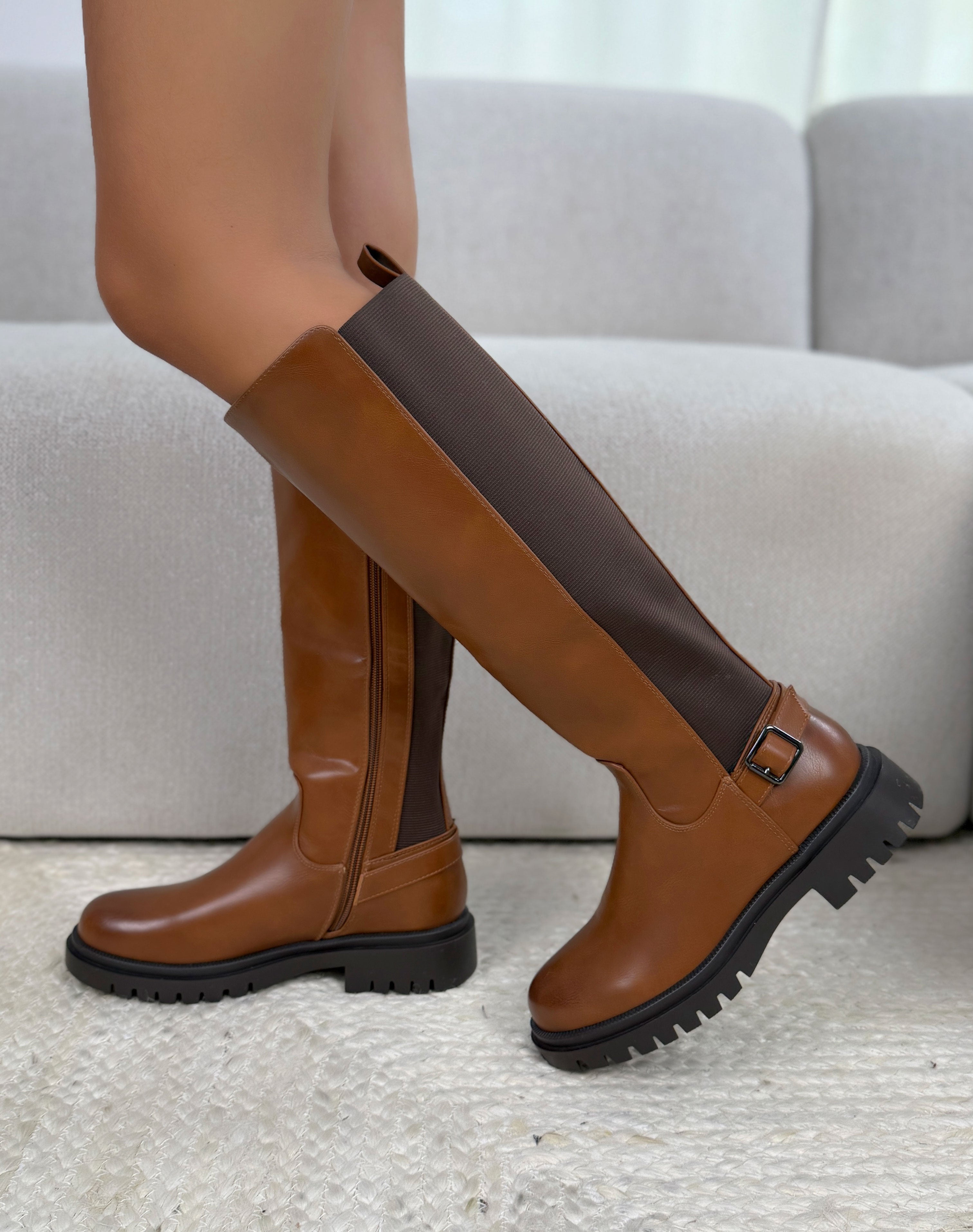 Bottes femme camel tendance à tige élastique avec semelle crantée