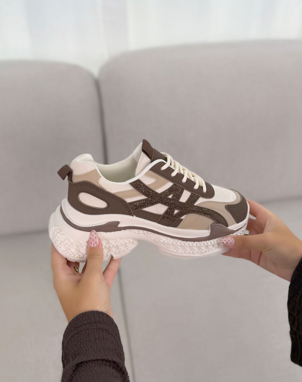 Baskets femme beige et marron tendance à strass et semelle plateforme
