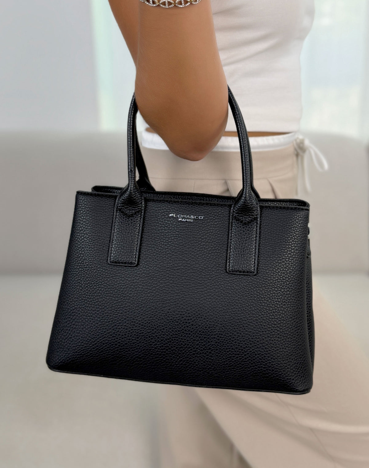 Sac à main femme noir élégant effet cuir grainé avec porte-monnaie assorti