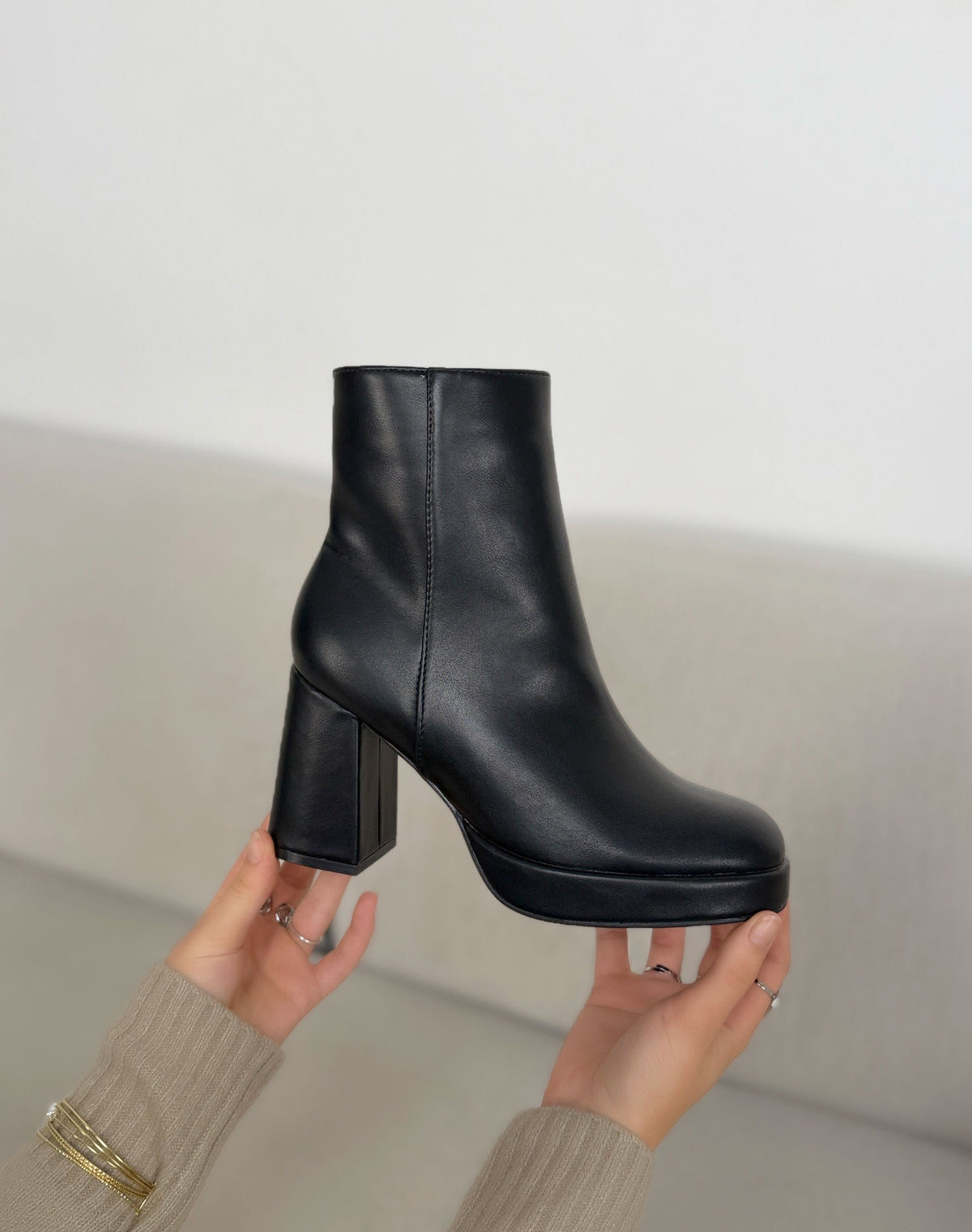 Bottines noires femme effet cuir, plateforme et talon épais