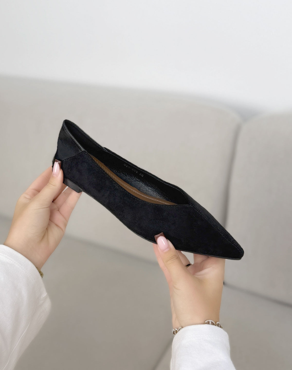 Ballerines noires femme effet daim à bout pointu