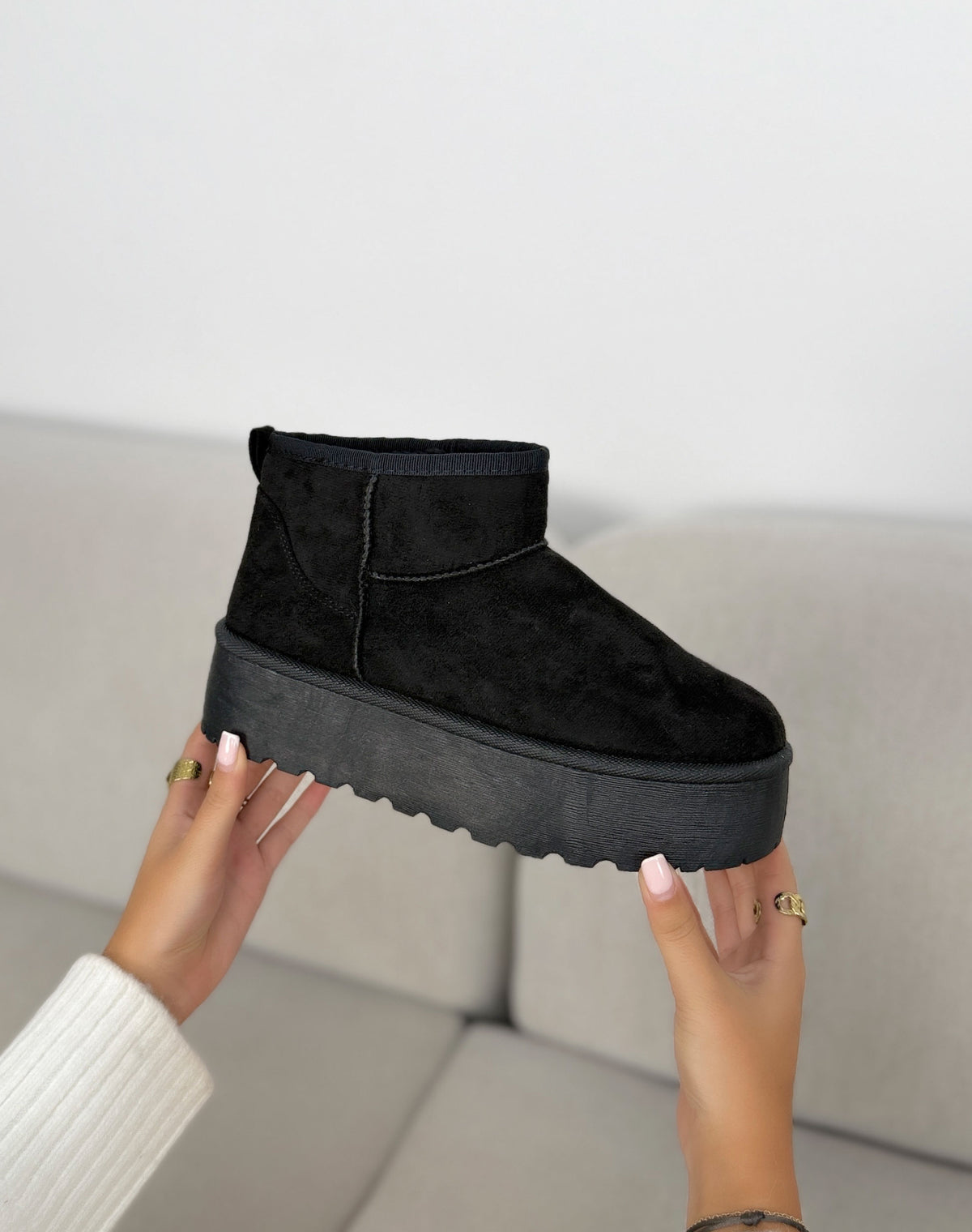 Bottines fourrées plateforme noires femme effet daim