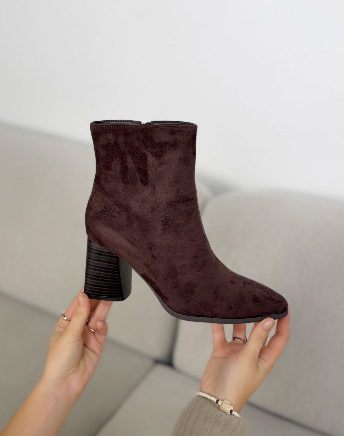 Bottines marron femme effet daim à bout pointu et talon