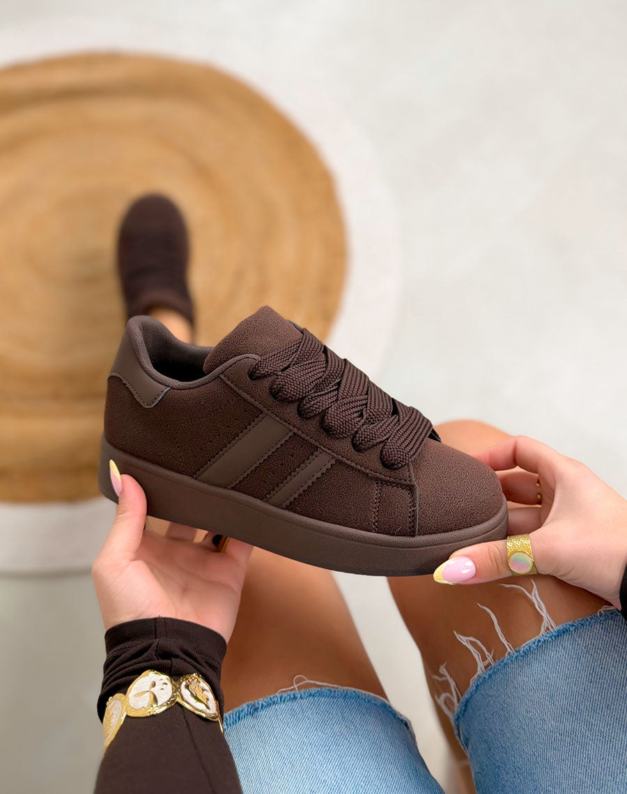 Basket femme marron tendance ton sur ton avec lacets épais