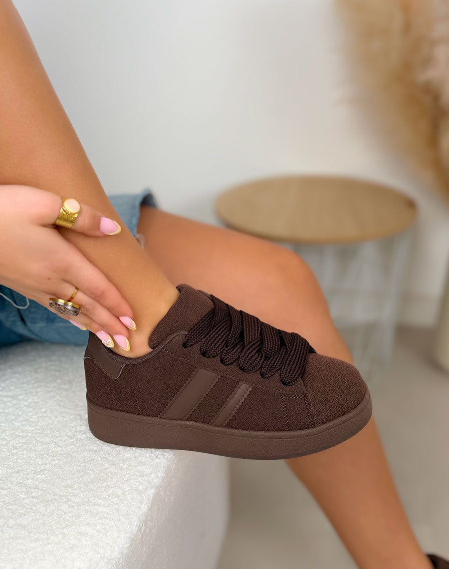 Basket femme marron tendance ton sur ton avec lacets épais