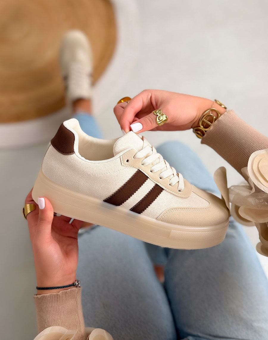Basket femme beige tendance en suédine avec bandes marron et semelle plateforme