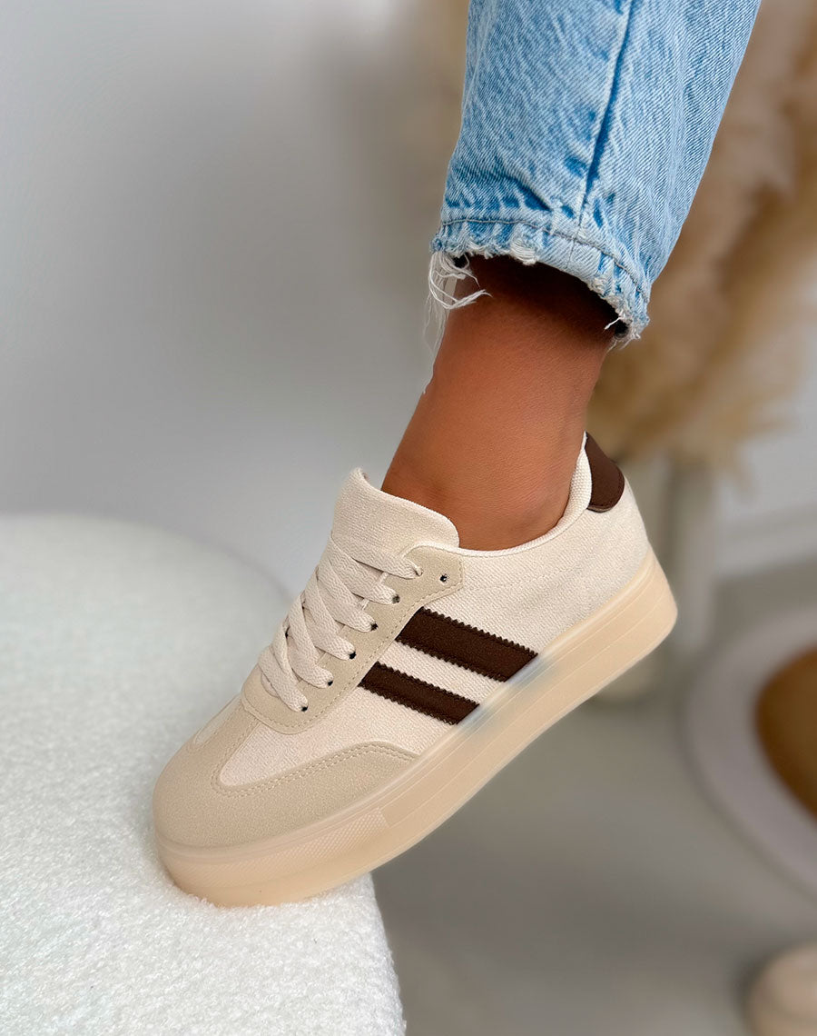 Basket femme beige tendance en suédine avec bandes marron et semelle plateforme