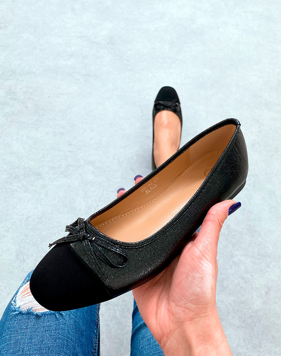 Ballerines noires grainées pour femmes à détail nœud