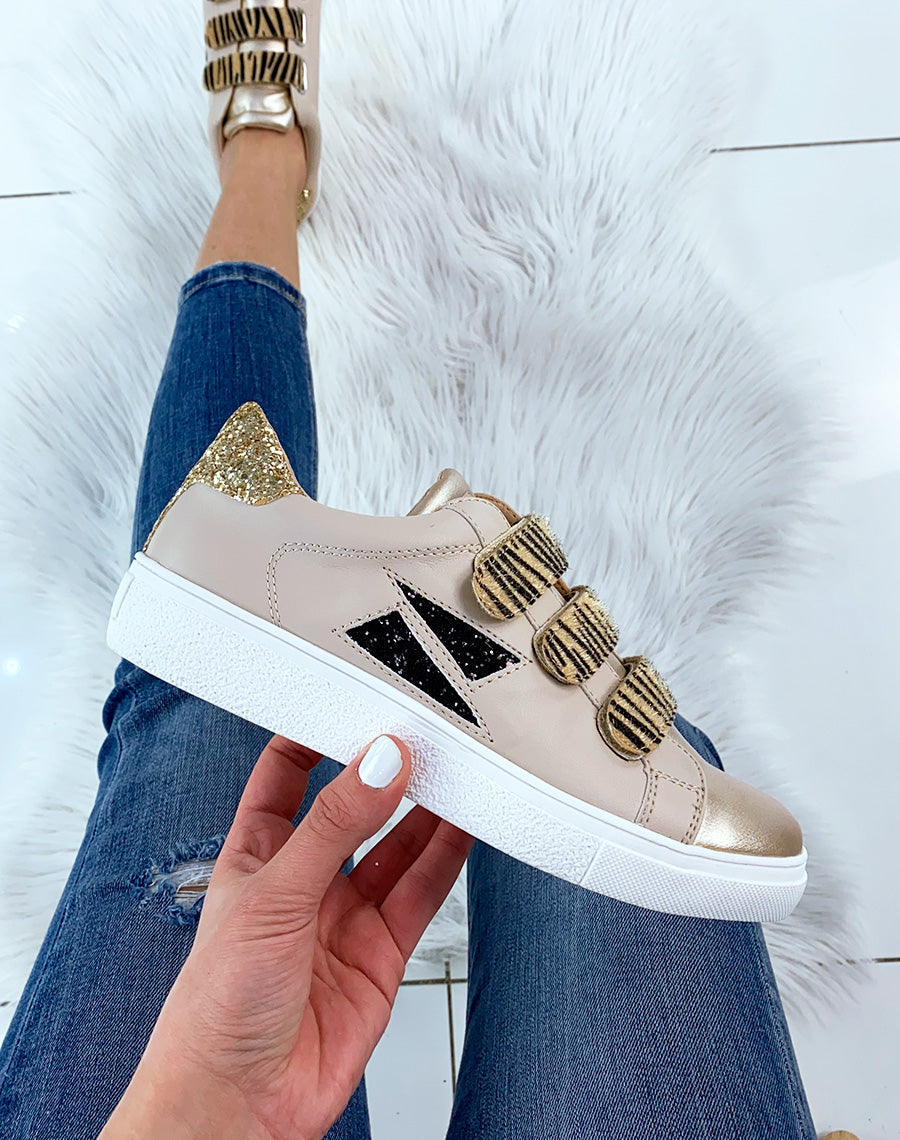 Basket beige à scratchs motifs tigrés