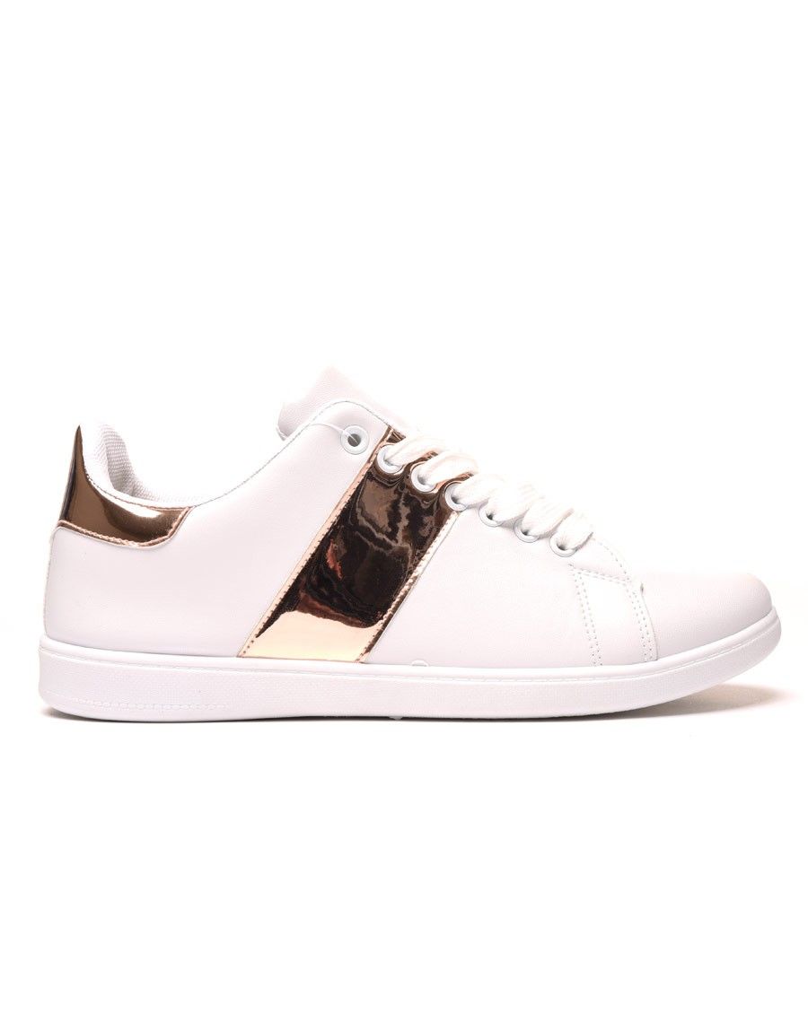 Basket blanche avec bande champagne