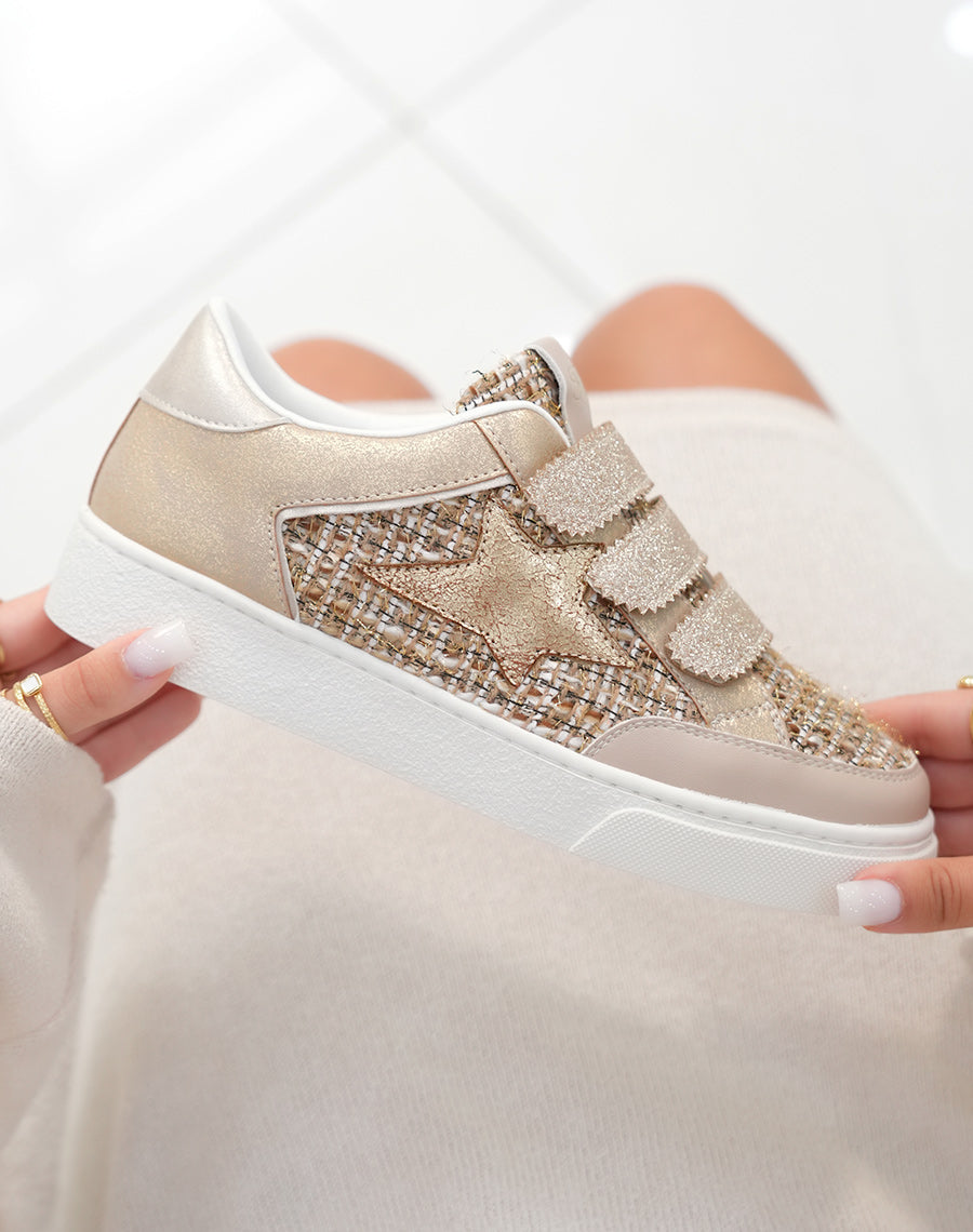 Basket femme beige et doré avec étoile et scratchs pailletés