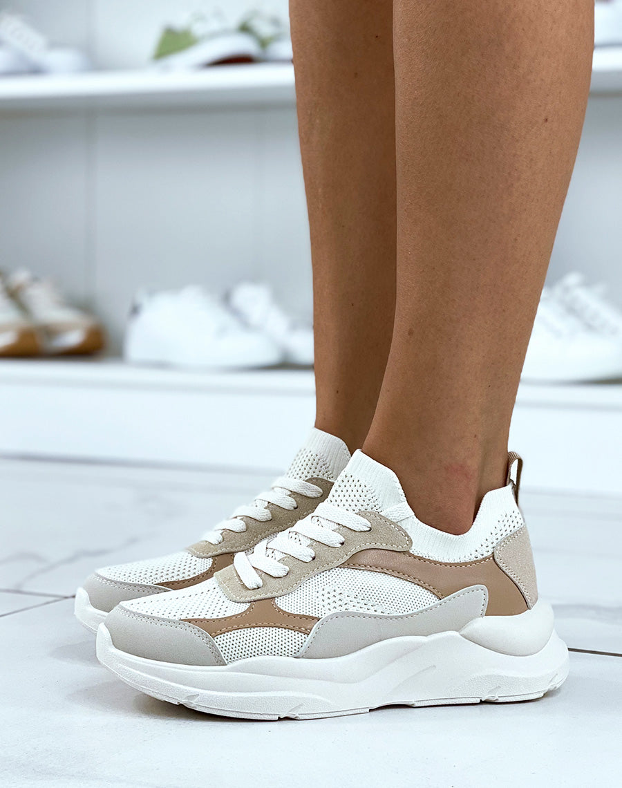 Baskets beiges en tissus à grosse plateforme