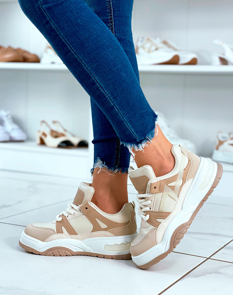 BASKETS BI-COULEUR BEIGE ET BLANC ? MOTIF ET ? LACETS EFFET CORDE