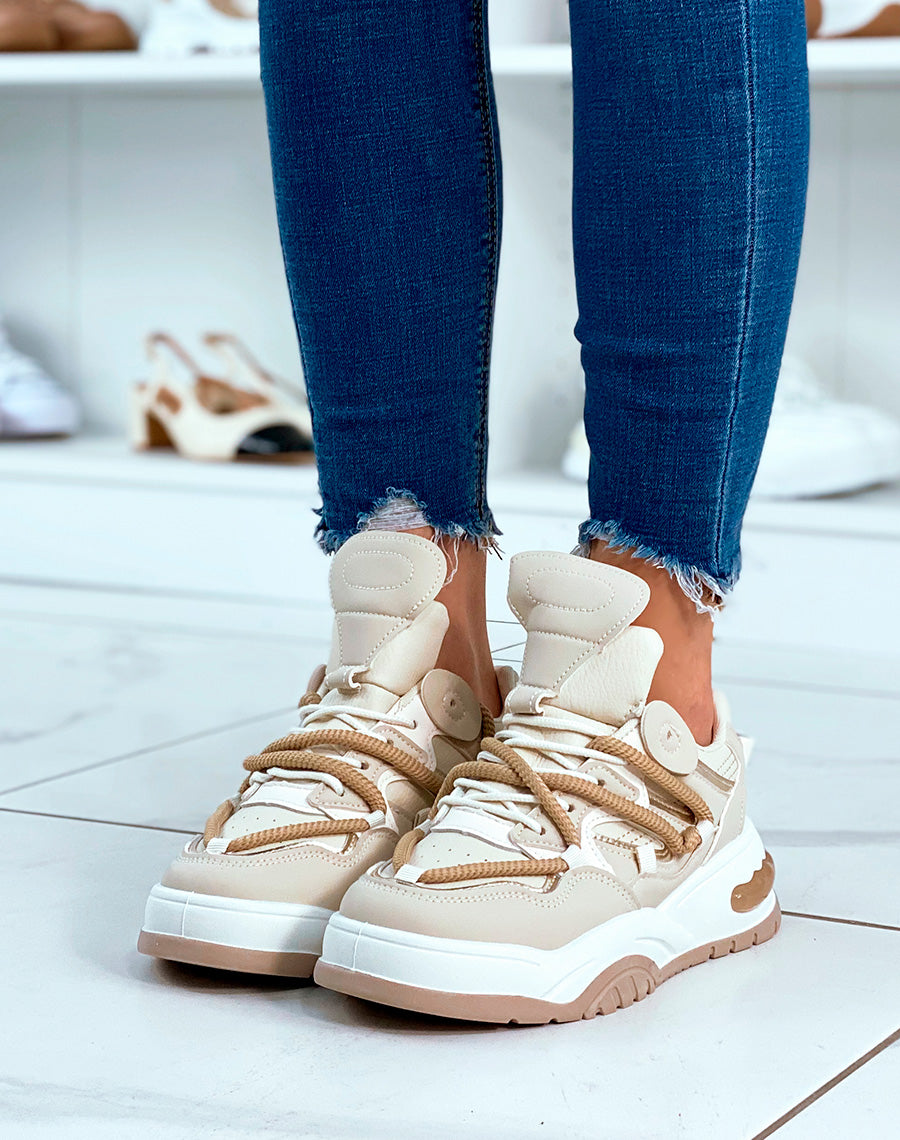 BASKETS BI-COULEURS BEIGES ? MULTIPLES D?TAILS ET LACET EN CORDE