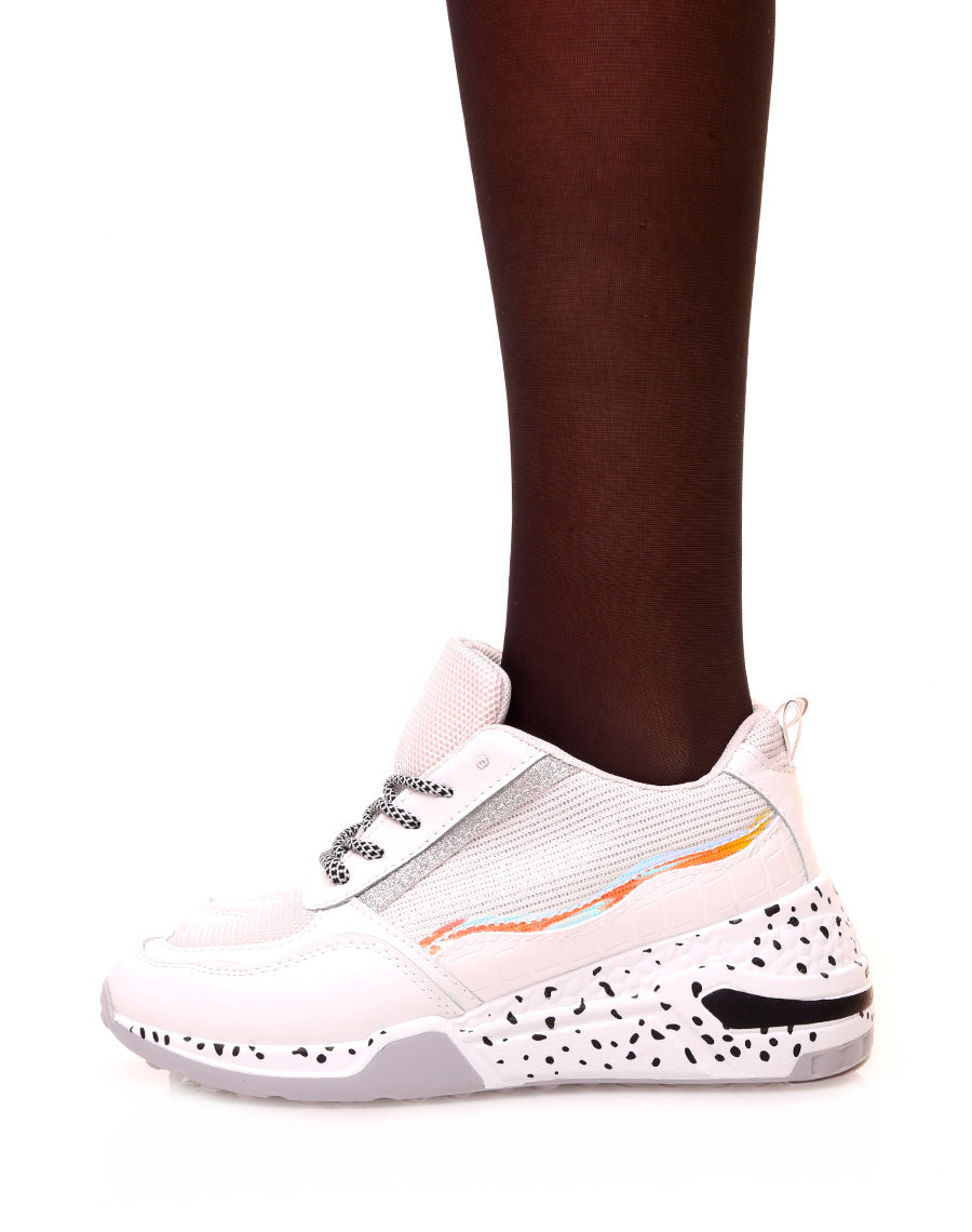Baskets blanches à multiples empiècements