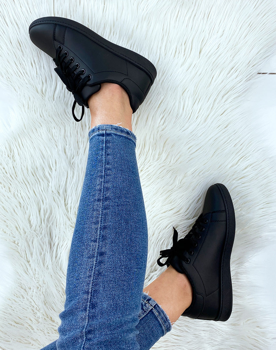 Baskets noires