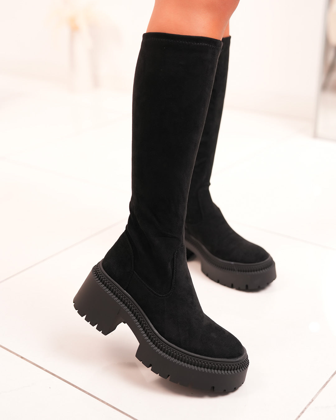 Bottes femme noires en suédine effet chaussette avec plateforme et talon carré