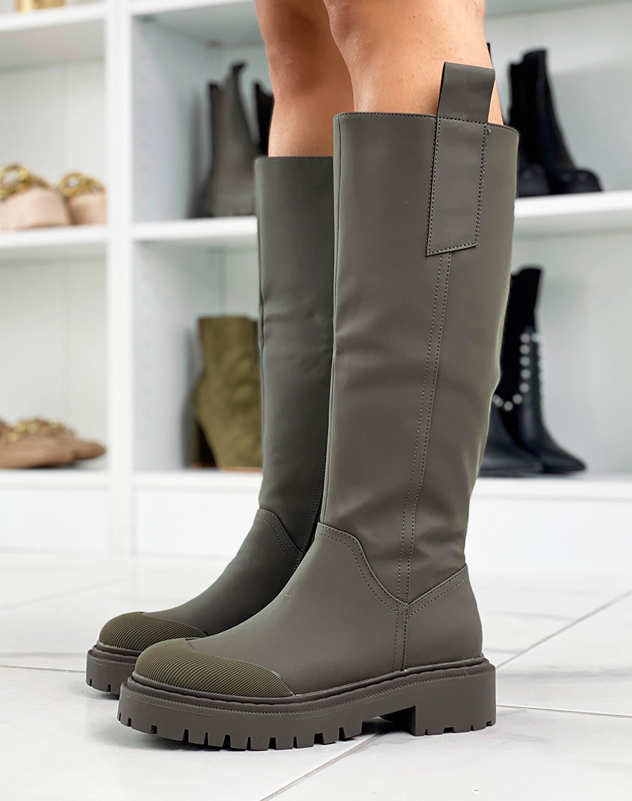 Bottes hautes kaki gommées