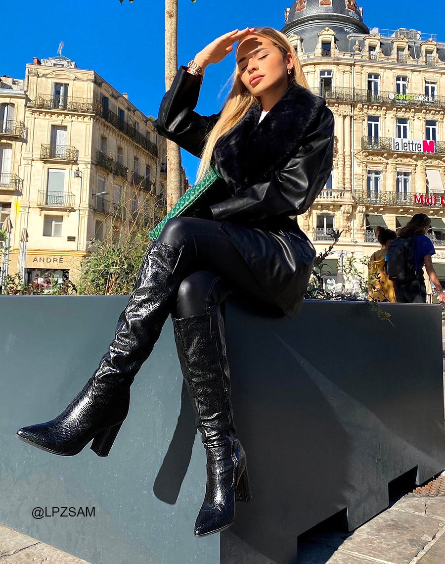 Bottes hautes noires froissées effet croco