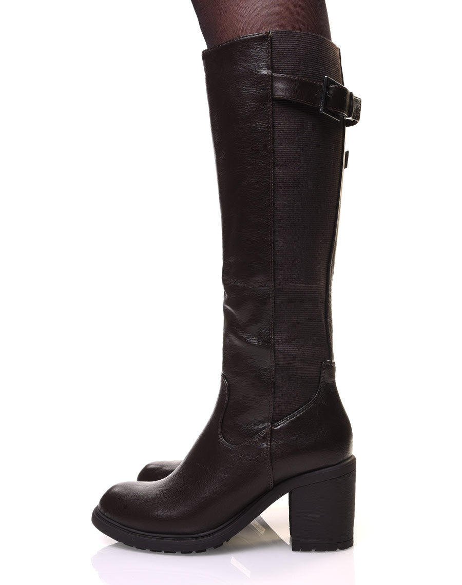 Bottes marron à talons