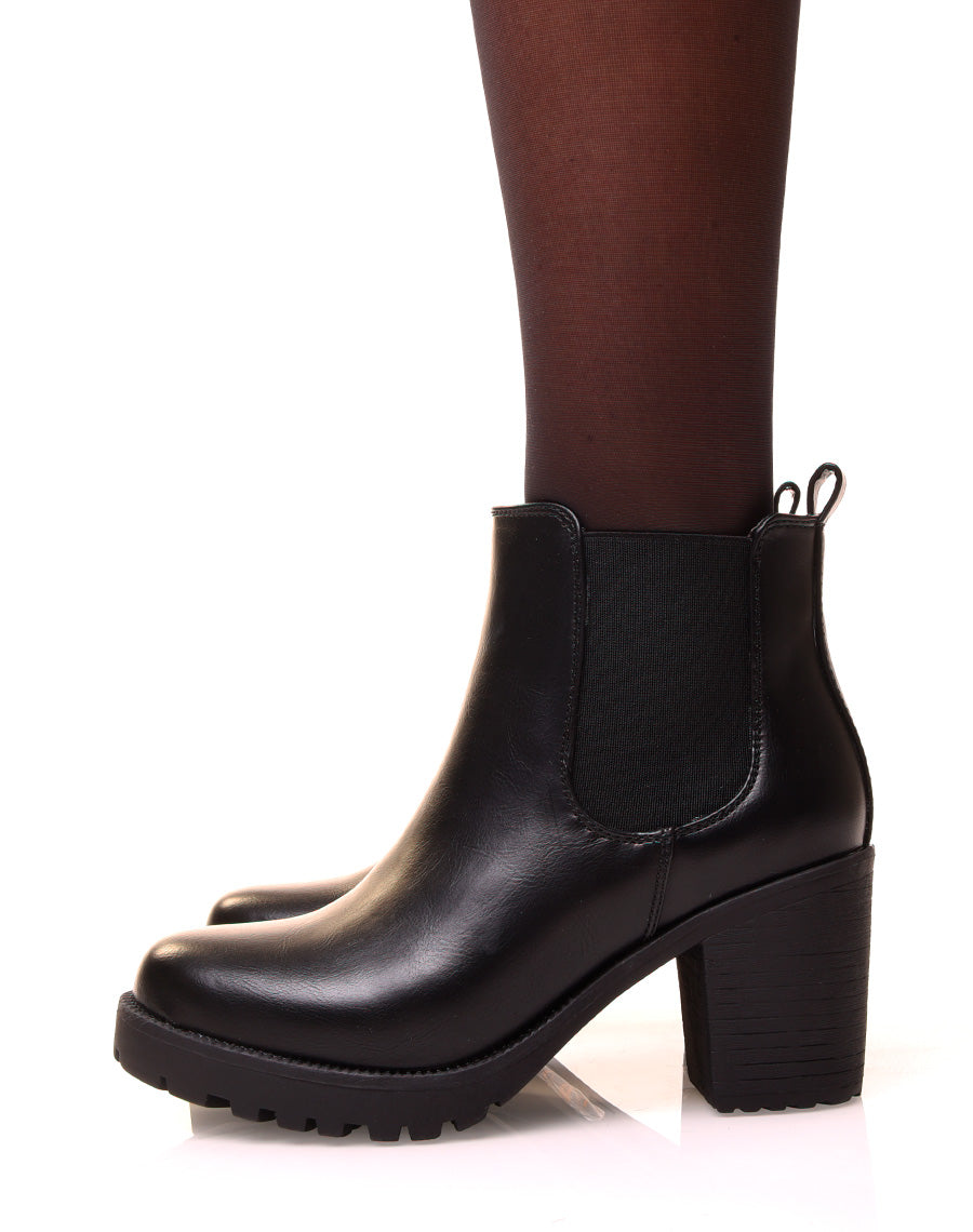 Bottine noire semelle cramponnée