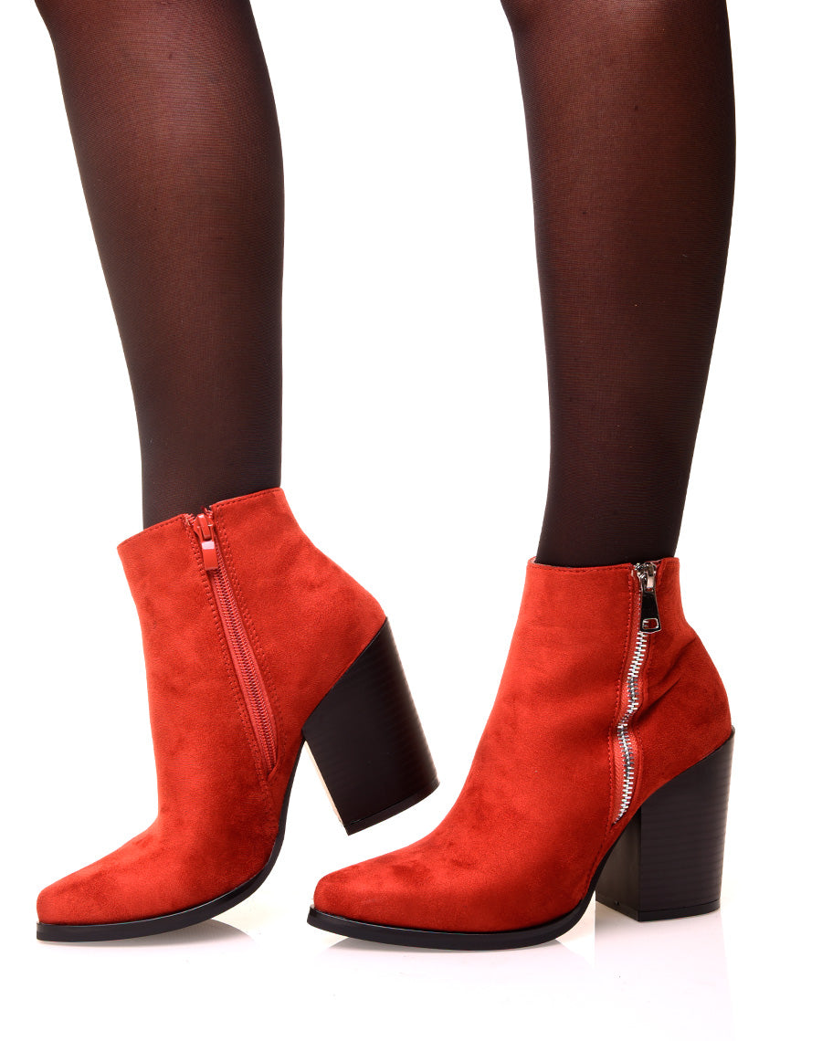 Bottine rouille à talon effet suédine à zip