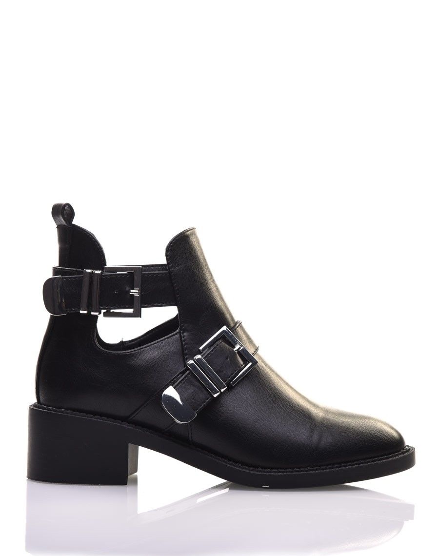 Bottines ajourées noires