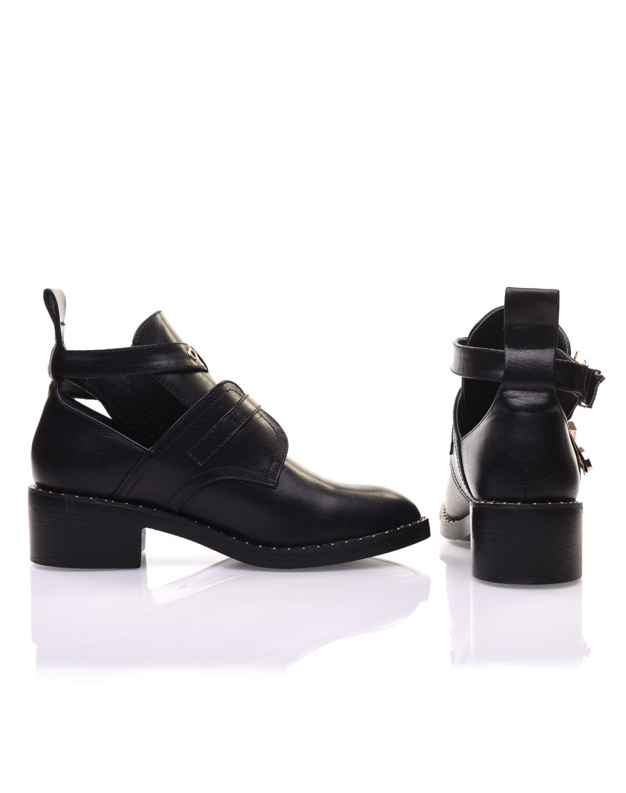 Bottines ajourées noires