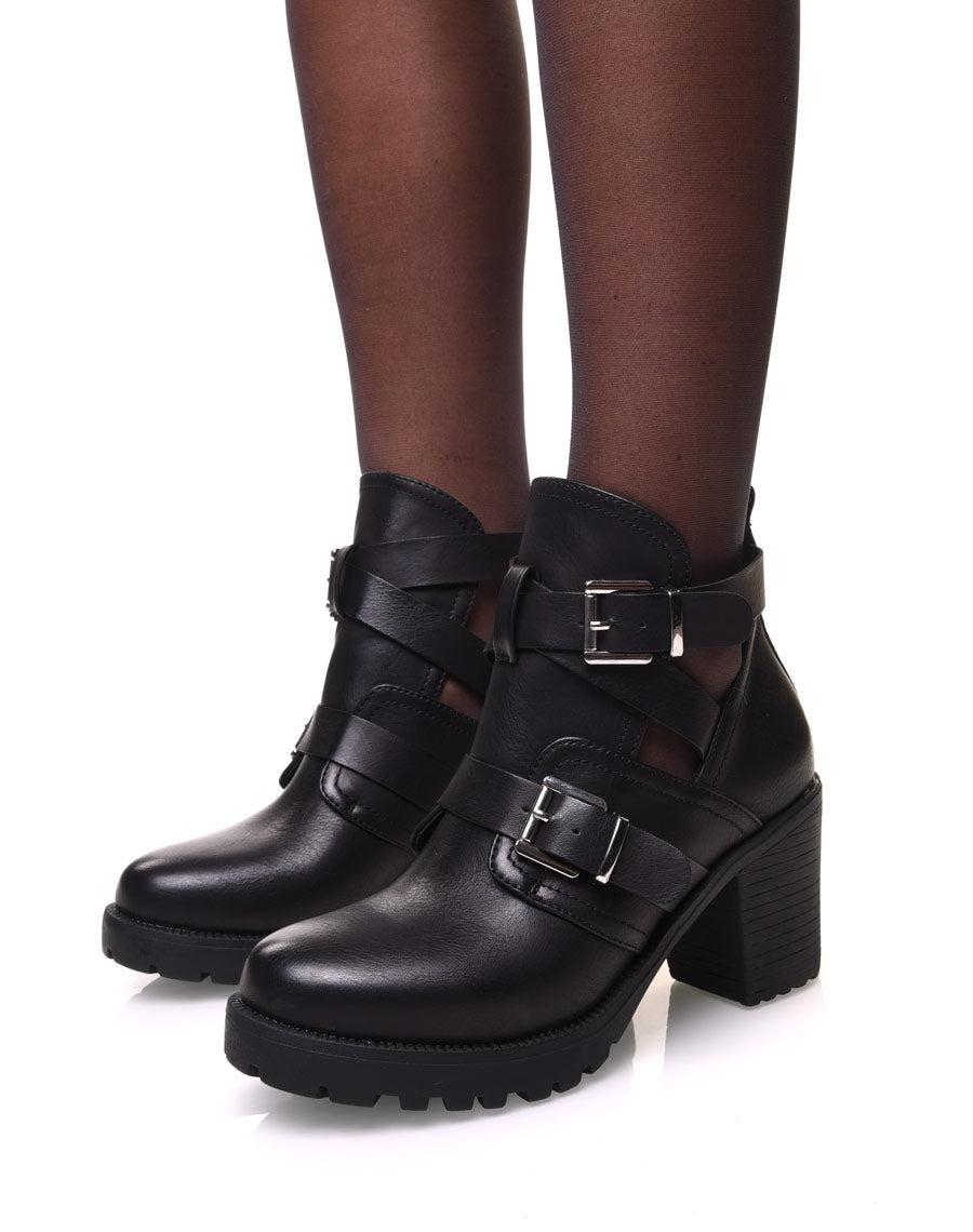 Bottines ajourées noires a sangles multiples et talons