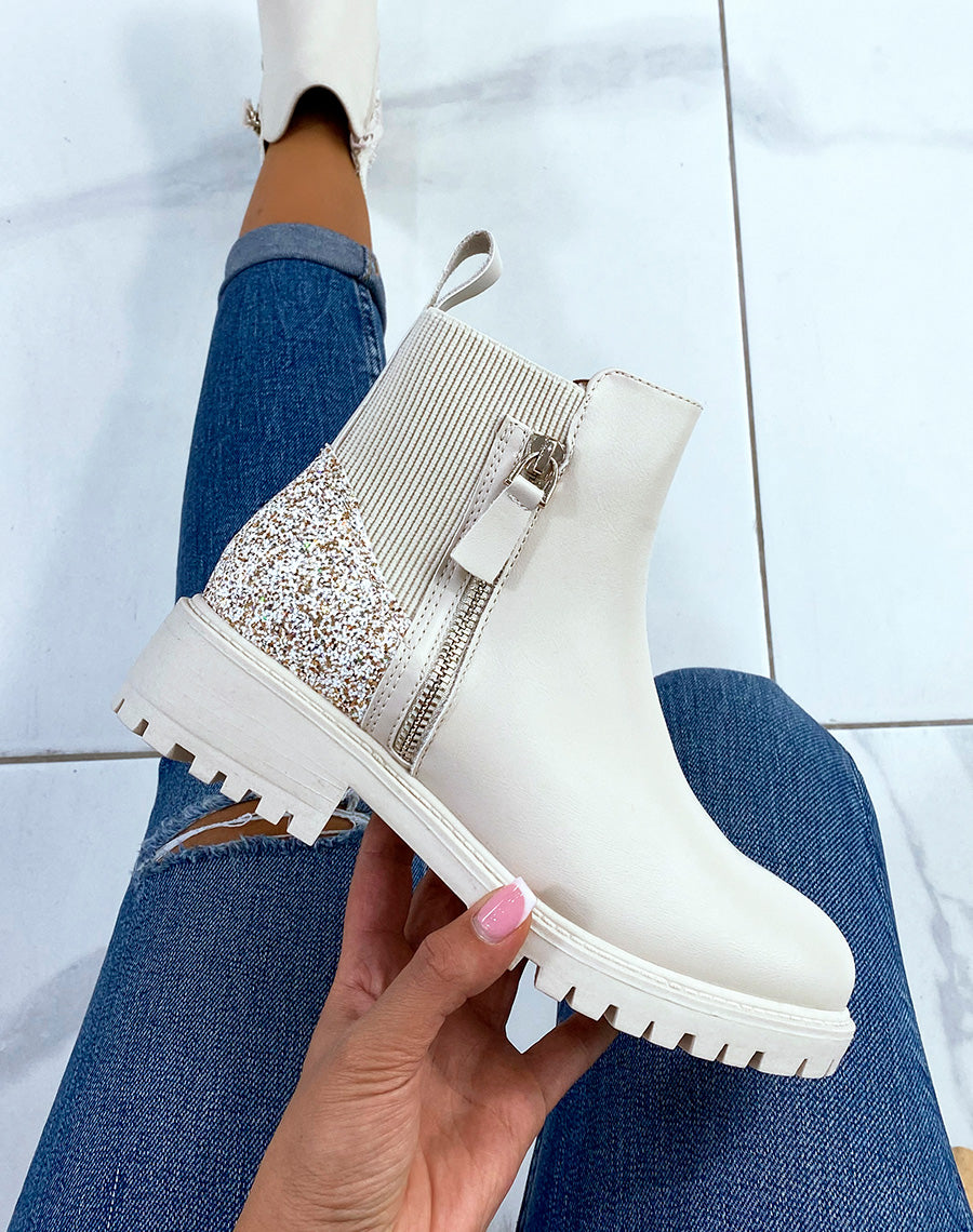 Bottines basses beiges à détails pailletés